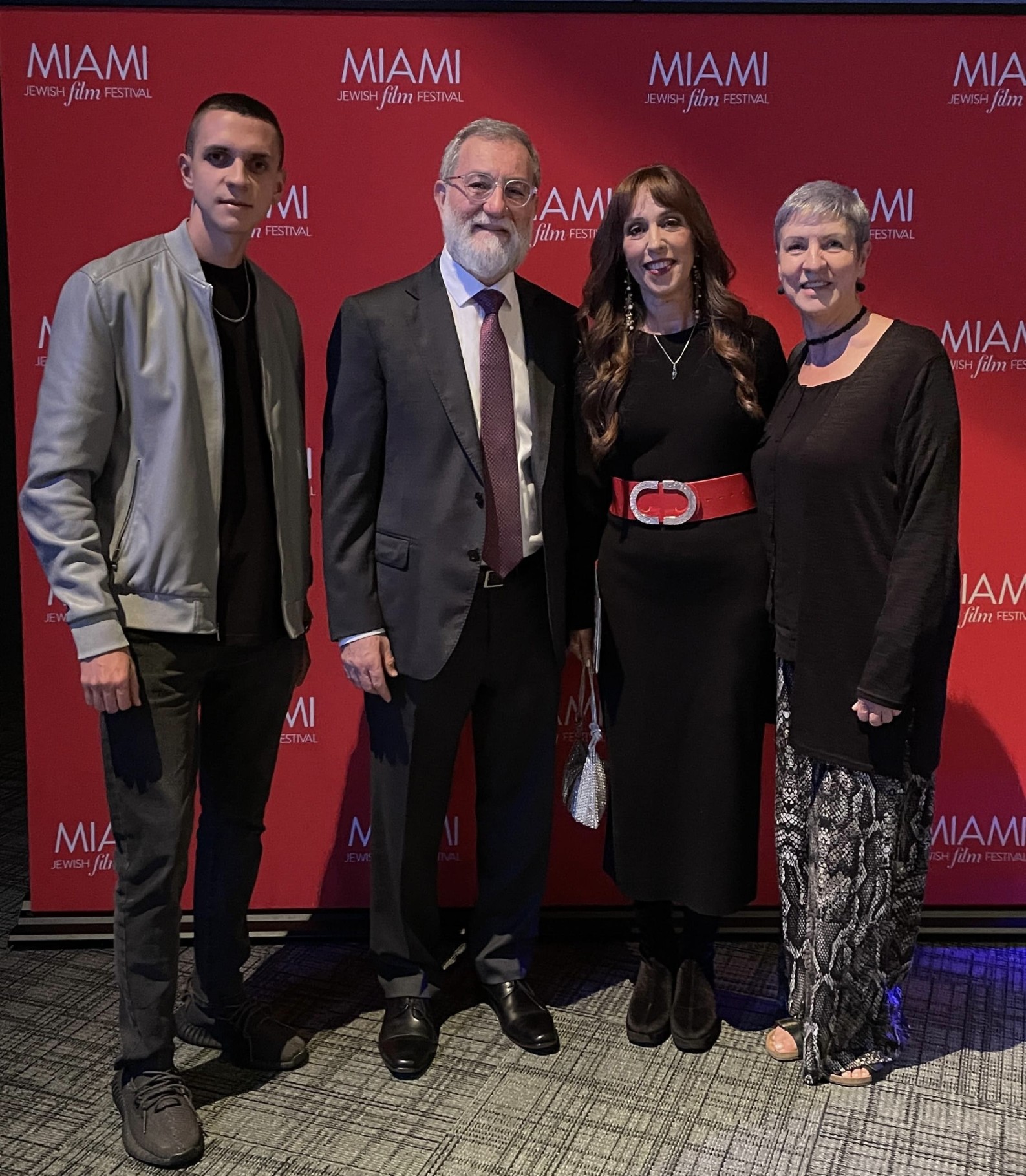 Equipo en el Miami Jewish Film Festival